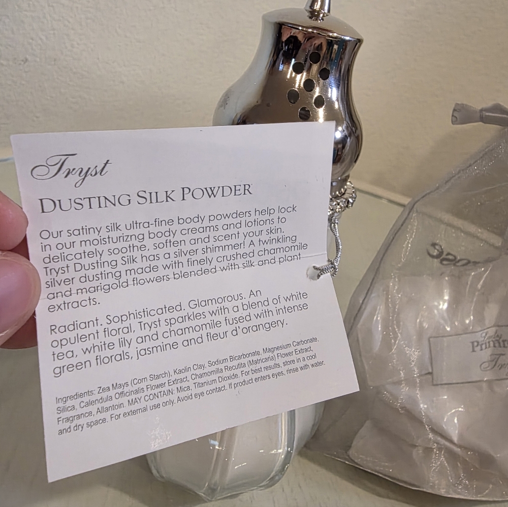Lady Primrose Tryst Dusting Silk Body Powder With Refill Pouch - NEW Sealed - Picture 4 of 7